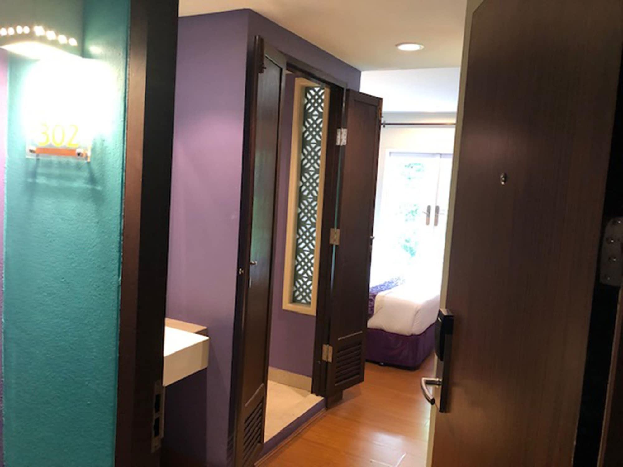 Sawasdee Hotel @ Sukhumvit Soi 8 Bangkok Exterior photo